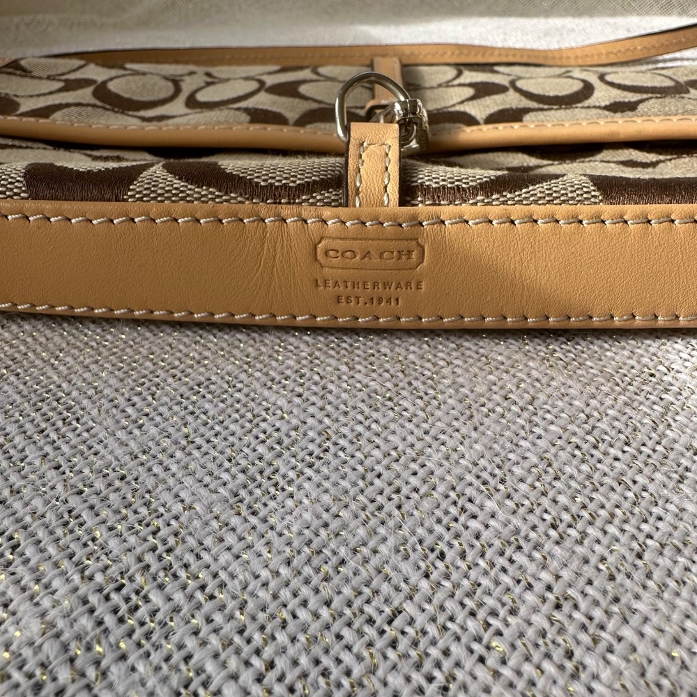 ── SOLD ──
Coach Y2K Signature Demi Clip Shoulder Bag (A3U-6348) - Picture 10 of 16